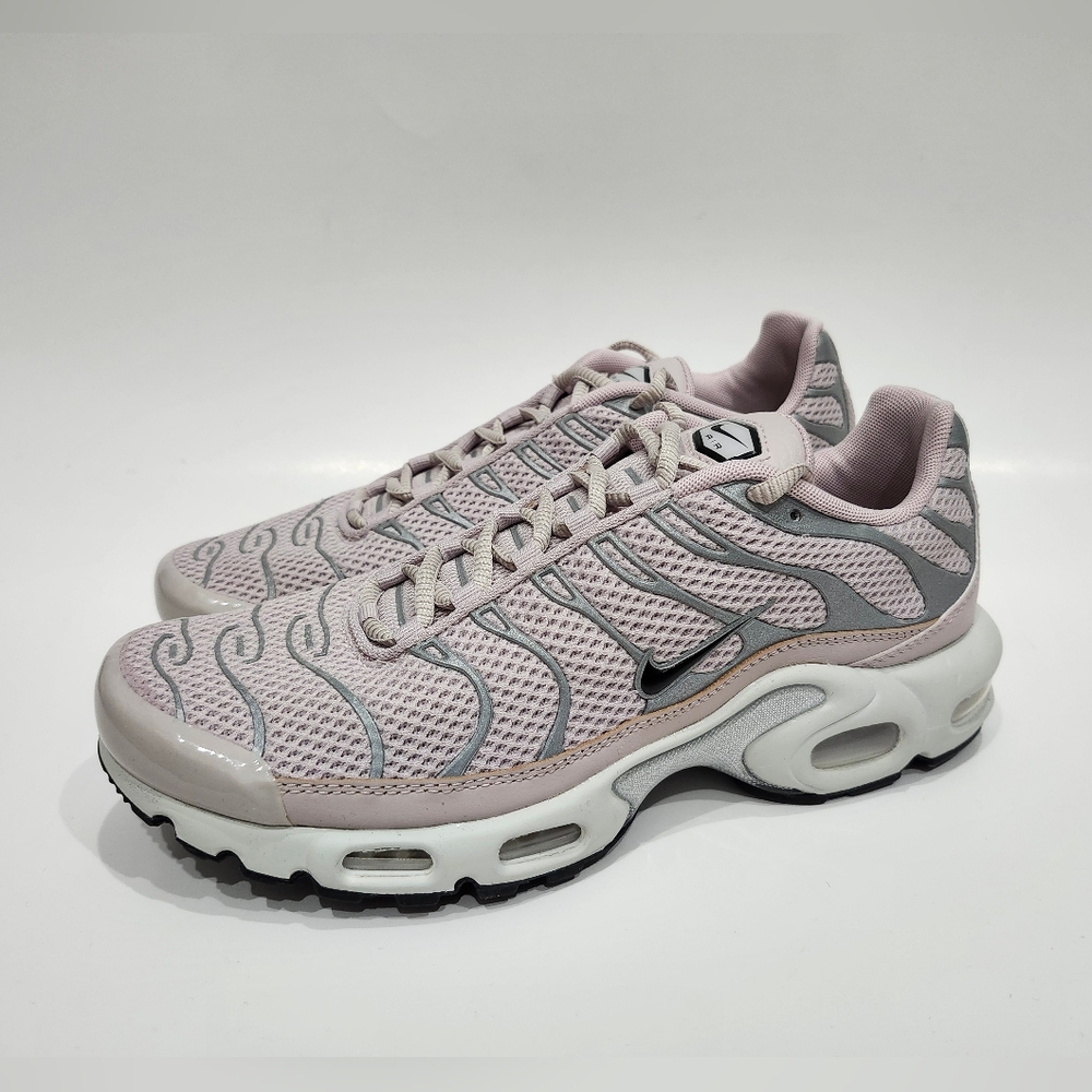Nike Air Max Plus Platinum Violet/Chrome FV8480-001 Women's Size 10 US New